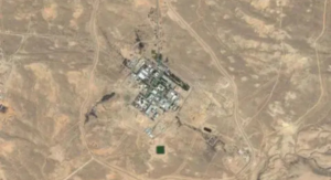 Iranian missiles injure 180 in towns near Israeli nuclear site